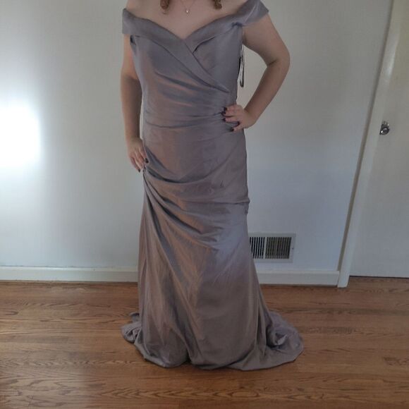 NWOT La Femme Evening Gown - Picture 3 of 5